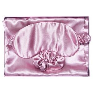 Luxury sleep set by Summer Rose.